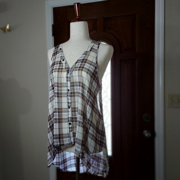 DECREE: V Neck Plaid Button Hi-low Chiffon Top | Size M - Picture 9 of 16